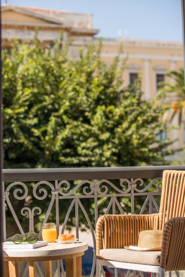 Syros Soul Luxury Suites Ermoúpoli Eksteriør bilde
